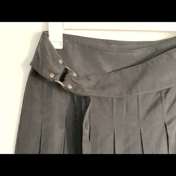 Free People Pleated Skirt Dark Gray Silky Size 2 - Picture 1 of 9